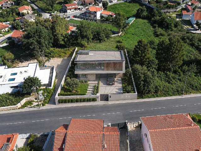 Terreno venda em Vila Verde e Barbudo, Vila Verde