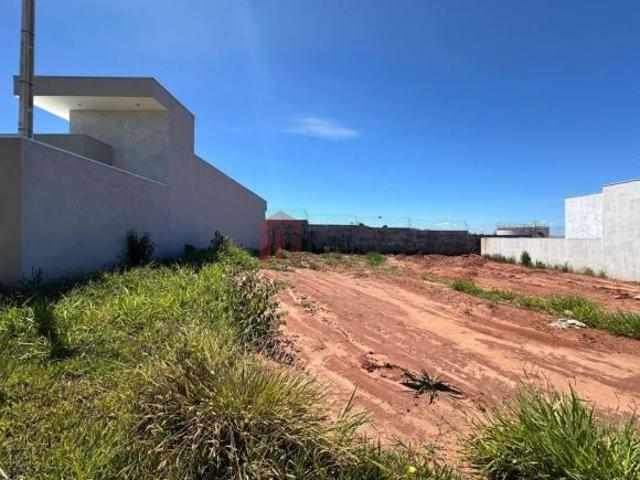 Terreno venda em Parque Residencial Interlagos, Umuarama