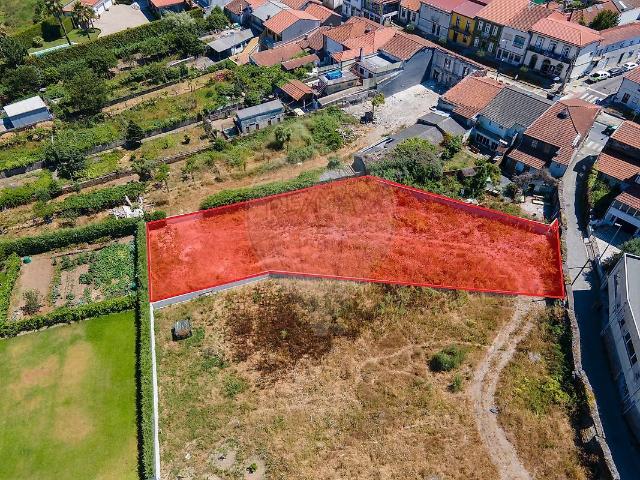 Terreno venda em Valongo, Porto