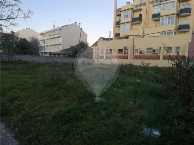 Terreno venda em Bairro da Quinta de São José, Viseu