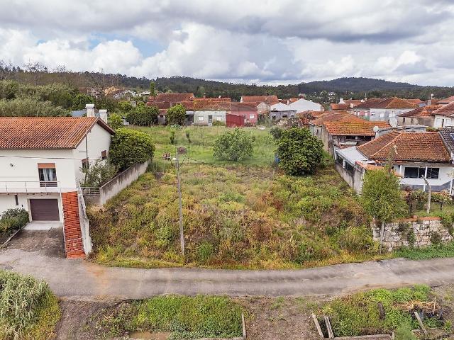 Terreno venda em Coimbrã, Botão