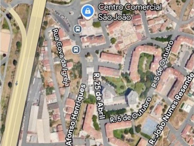 Terreno venda em Portela da Azóia, Santiago Dos Velhos