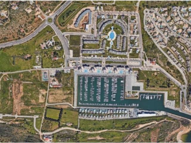 Terreno venda em Albufeira e Olhos de Água, Albufeira