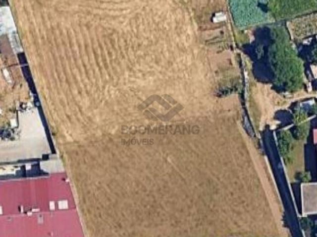Terreno venda em Gondivai, Porto