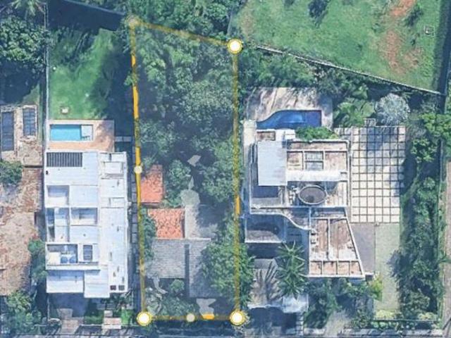 Terreno venda em Lago Sul, Região Geográfica Intermediária do Distrito Federal