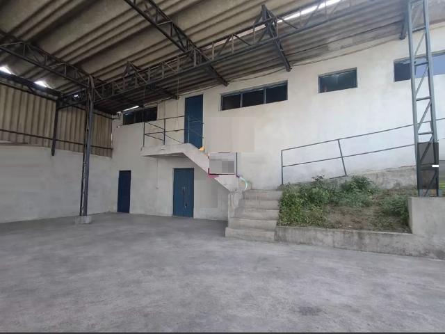 Galpão venda em Capuava, Santo André
