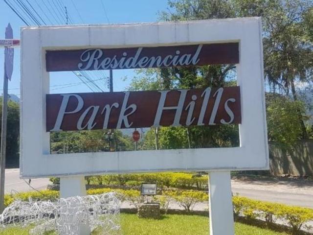 Terreno venda em Residencial Park Hills, Ubatuba