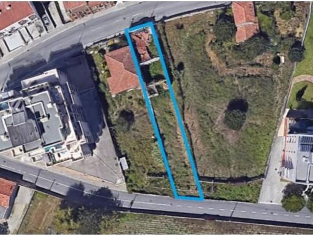 Terreno venda em Gondivai, Porto