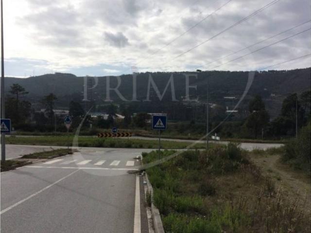 Terreno venda em Valongo, Porto