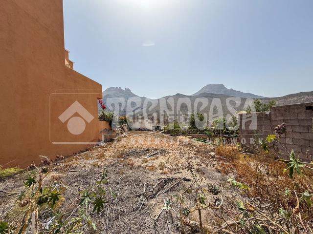 Terreno en venta en La Postura, Adeje