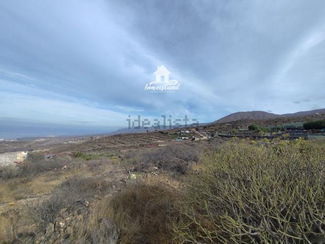 Terreno en venta en Cercado el Pino, Adeje