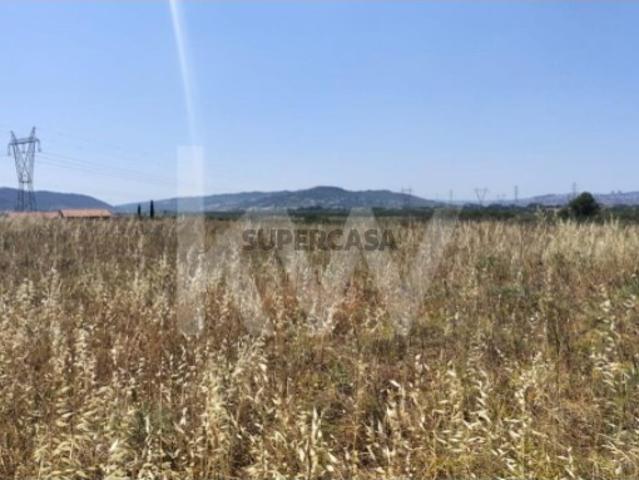 Terreno venda em Santiago Dos Velhos, Lisboa