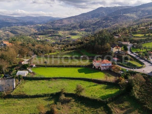 Terreno venda em Sobradelo da Goma, Póvoa de Lanhoso