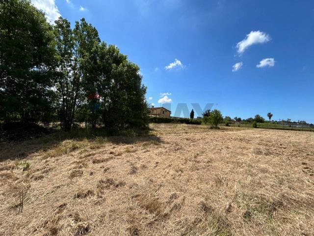 Terreno in vendita a Aprilia, Lazio