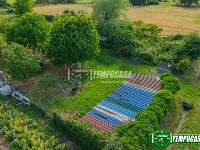 Terreno in vendita a Bareggio, Milano