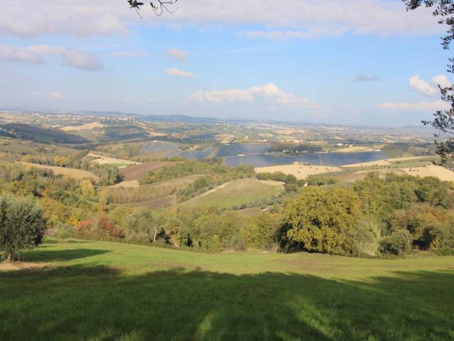 Terreno in vendita a Bellante, Abruzzo