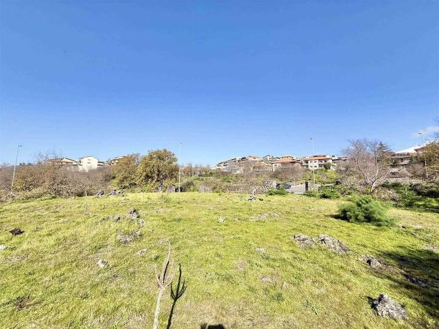 Terreno in vendita a Villaggio del Pino, Belpasso