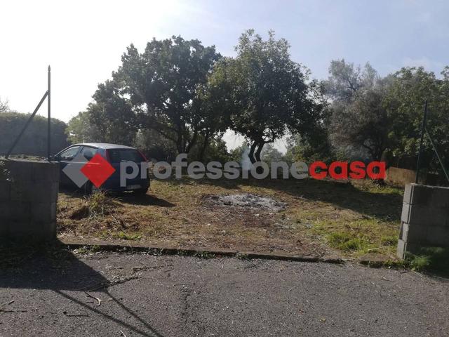 Terreno in vendita a Belpasso, Sicilia