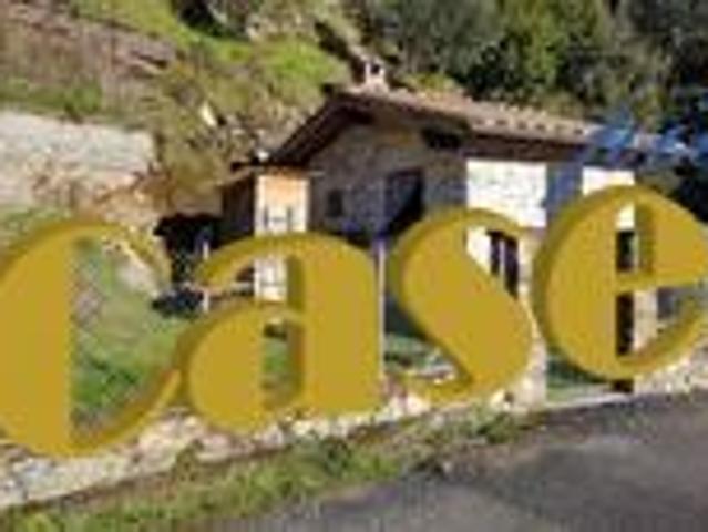 Terreno in vendita a Camaiore, Toscana