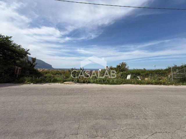 Terreno in vendita a Carini, Sicilia