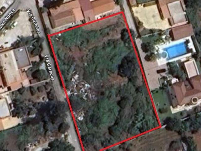 Terreno in vendita a Piraineto, Carini