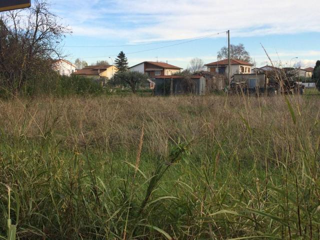 Terreno in vendita a San Prospero, Cascina