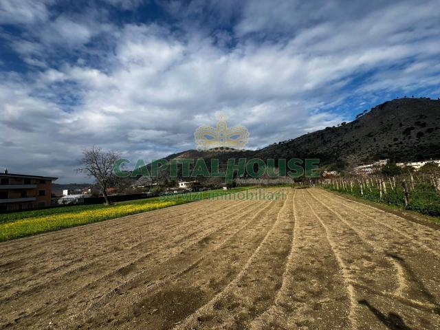 Terreno in vendita a Castel San Giorgio, Campania