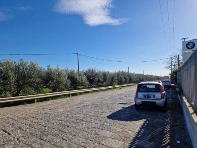 Terreno in vendita a San Giorgio-Librino-San Giuseppe la Rena-Zia Lisa-Villaggio Sant'Agata, Catania