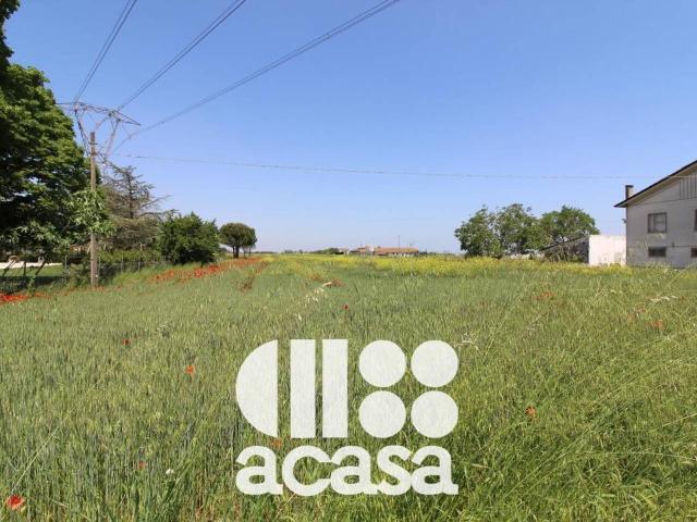 Terreno in vendita a Quartiere Al Mare, Cesenatico