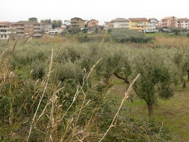 Terreno in vendita a Chieti, Abruzzo