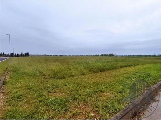 Terreno in vendita a Rizzi, Reana Del Roiale