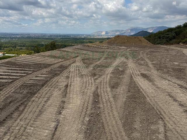 Terreno in vendita a Caianello, Campania