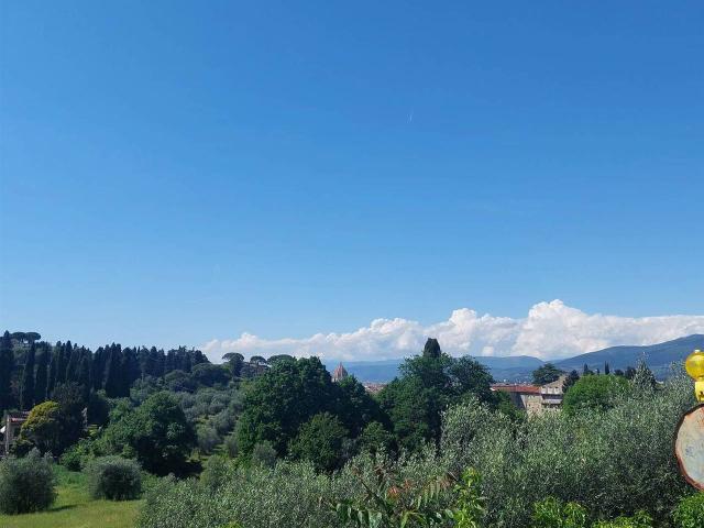 Terreno in vendita a Quartiere 3, Firenze