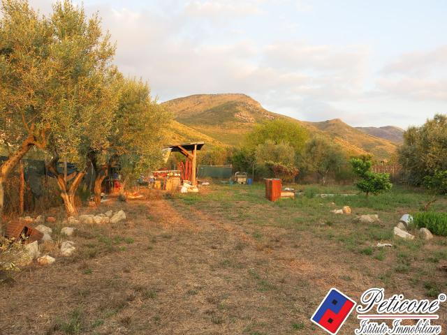 Terreno in vendita a Greci, Salto Di Fondi