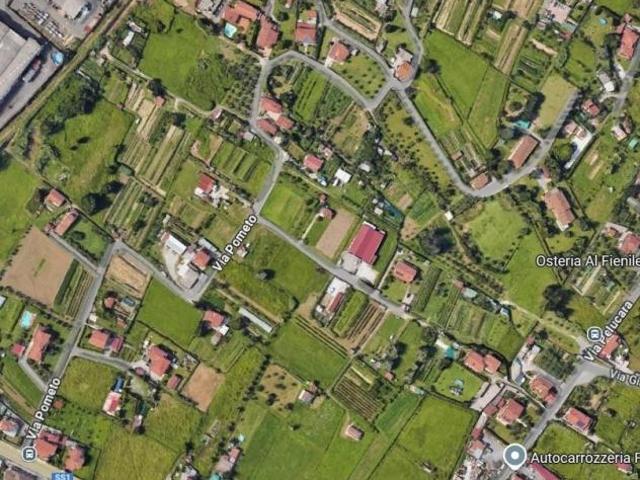 Terreno in vendita a Pontecimato, Carrara