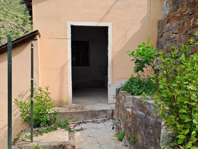 Terreno in vendita a Levante, Serra Riccò