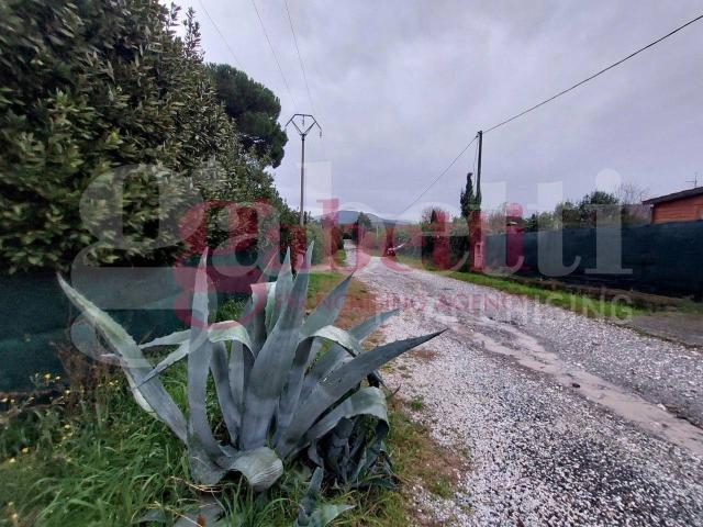 Terreno in vendita a Via Cairoli, Livorno