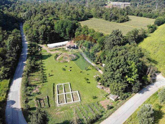 Terreno in vendita a Medolago, Lombardia