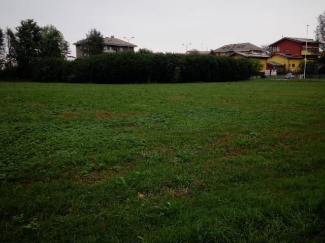 Terreno in vendita a Melzo, Lombardia