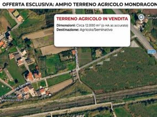 Terreno in vendita a Mondragone, Campania