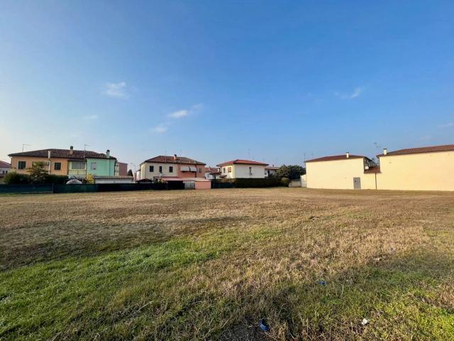 Terreno in vendita a Montagnana, Veneto