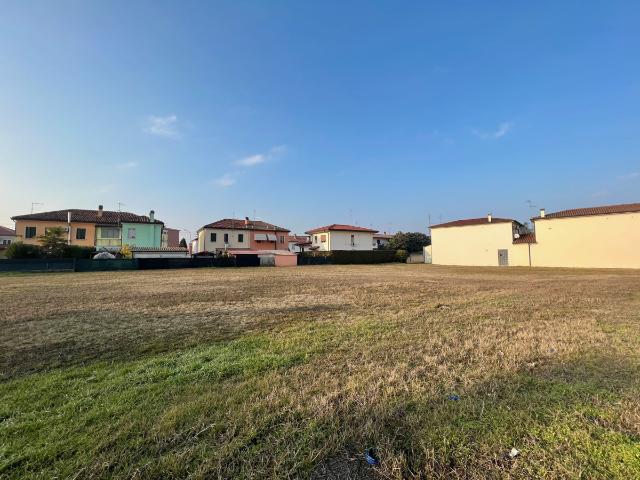 Terreno in vendita a Montagnana, Veneto