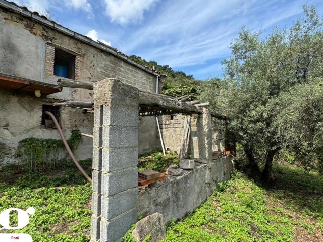 Terreno in vendita a Montagnareale, Sicilia