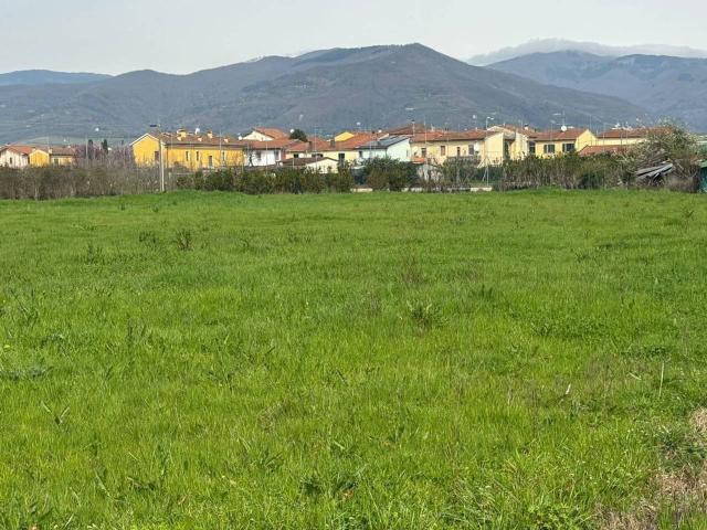 Terreno in vendita a Stazione, Montale