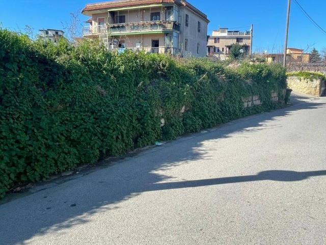 Terreno in vendita a Paratina, Campania