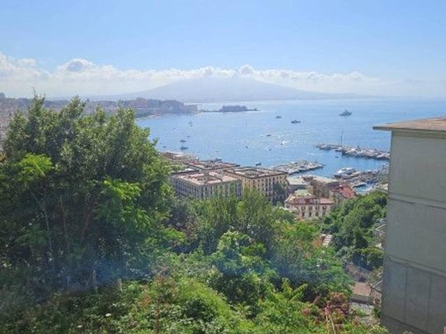 Terreno in vendita a Municipalità 1, Campania