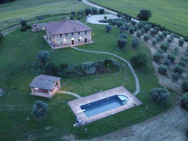 Terreno in vendita a Pilonico Materno, Perugia