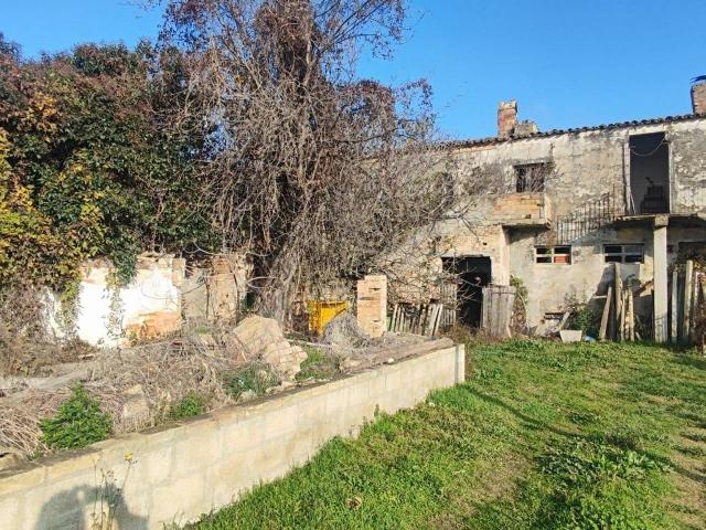 Terreno in vendita a Scerne, Pineto