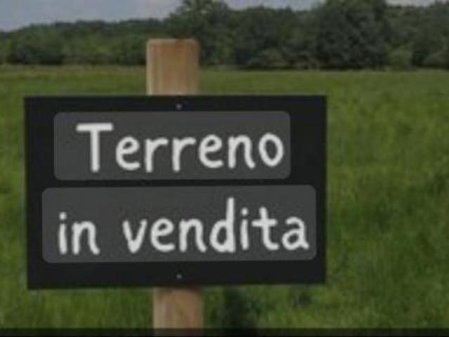 Terreno in vendita a Marina Di Massa, Toscana