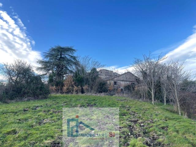 Terreno in vendita a Riccia, Molise